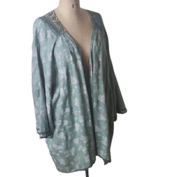Anthropologie Billy T crochet mint and floral  back kimono cardigan cover up - Picture 6 of 10
